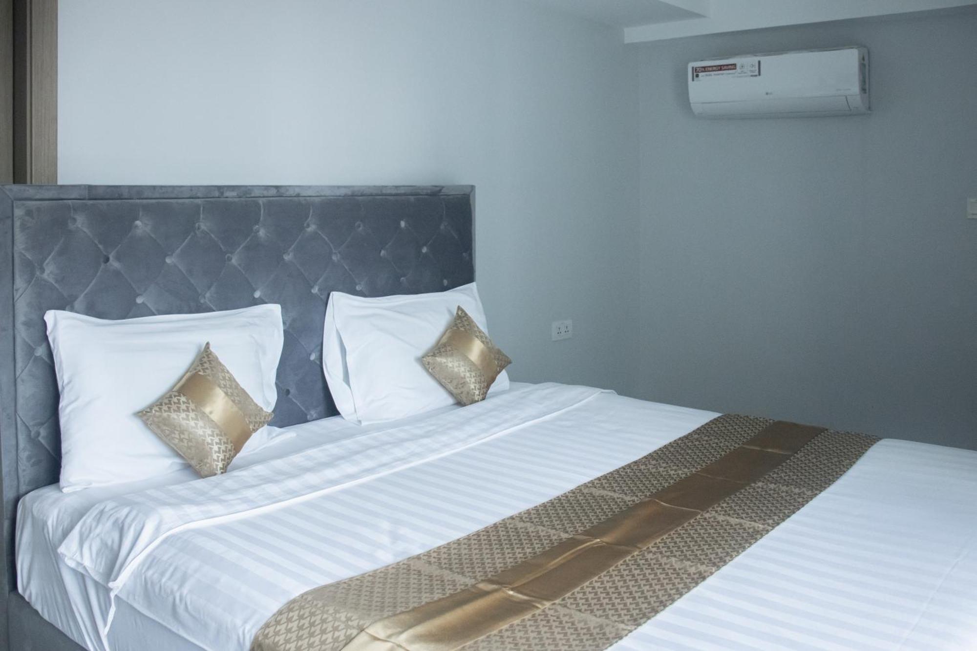 Parc21 Luxury Boutique Hotel Phnom Penh Exterior foto
